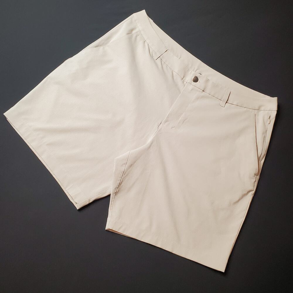 Lululemon Men's Size 38 ABC Classic-Fit Short 9" WovenAir Beige M7BGVS